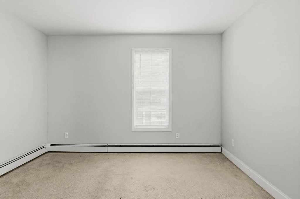 Photo of 998 Middle