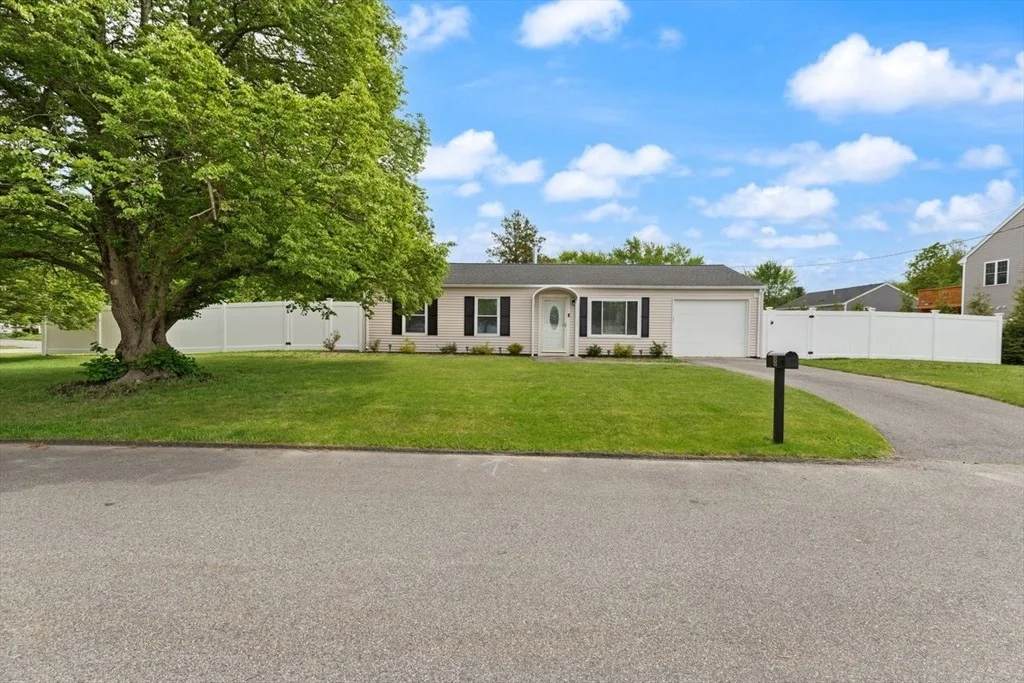 Photo of 8 Viking Drive