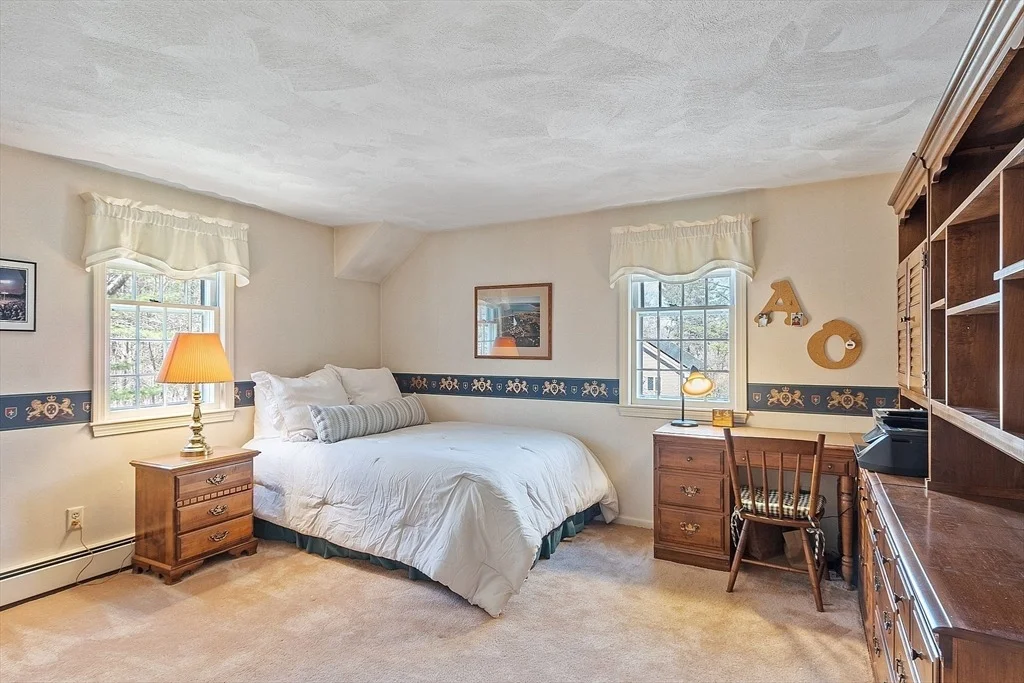 Photo of 16 Stonehill Rd