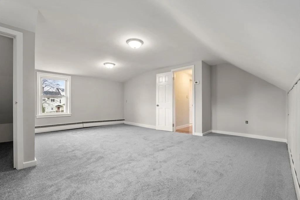 Photo of 5 Ballard