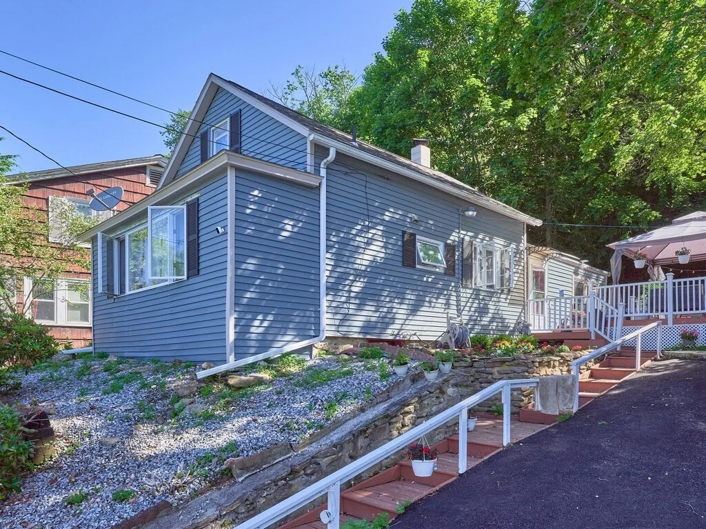 Photo of 53 Temple Street