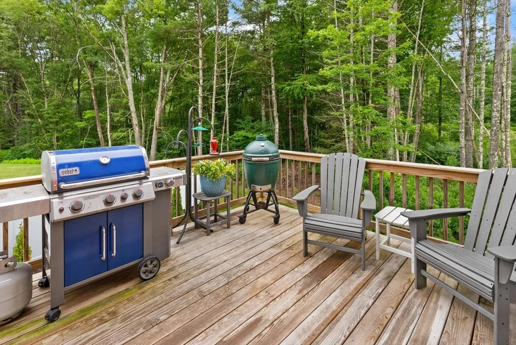 Photo of 187 Run Brook Cir