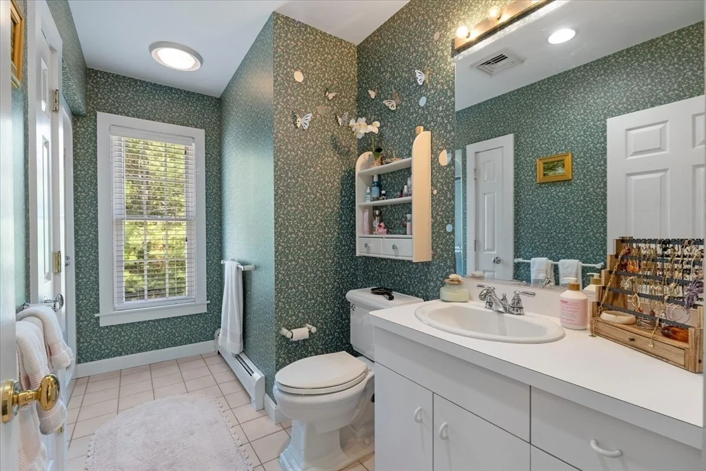 Photo of 442 Bay Lane