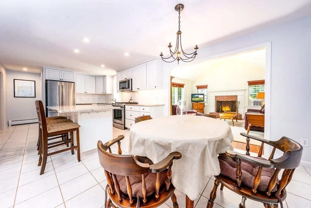 Photo of 21 Rainbow Dr