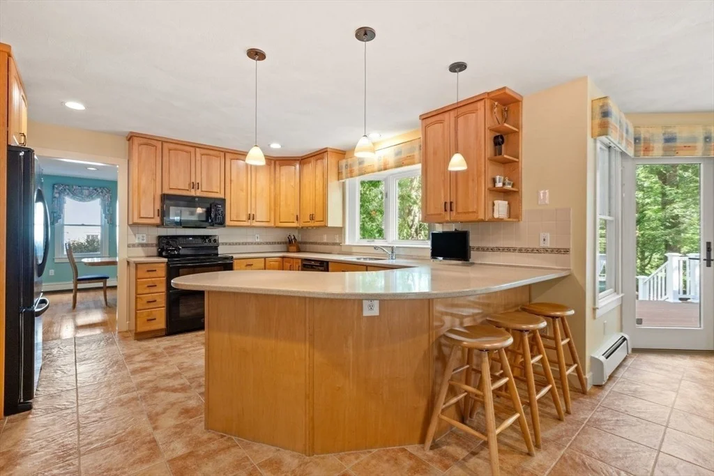 Photo of 77 Hillcrest Rd