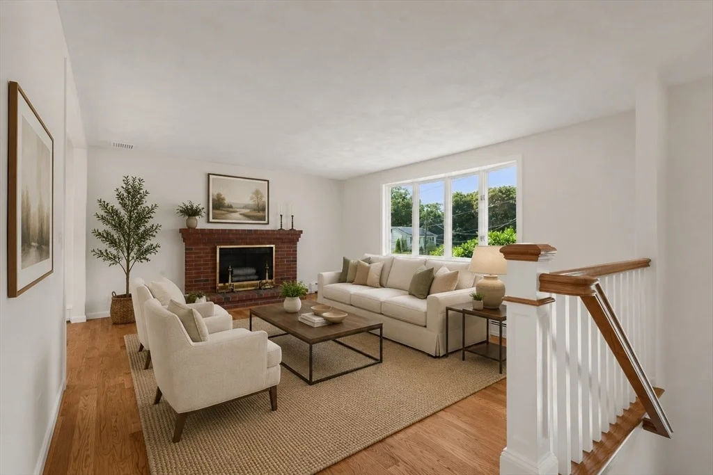 Photo of 31 Phillips Cir