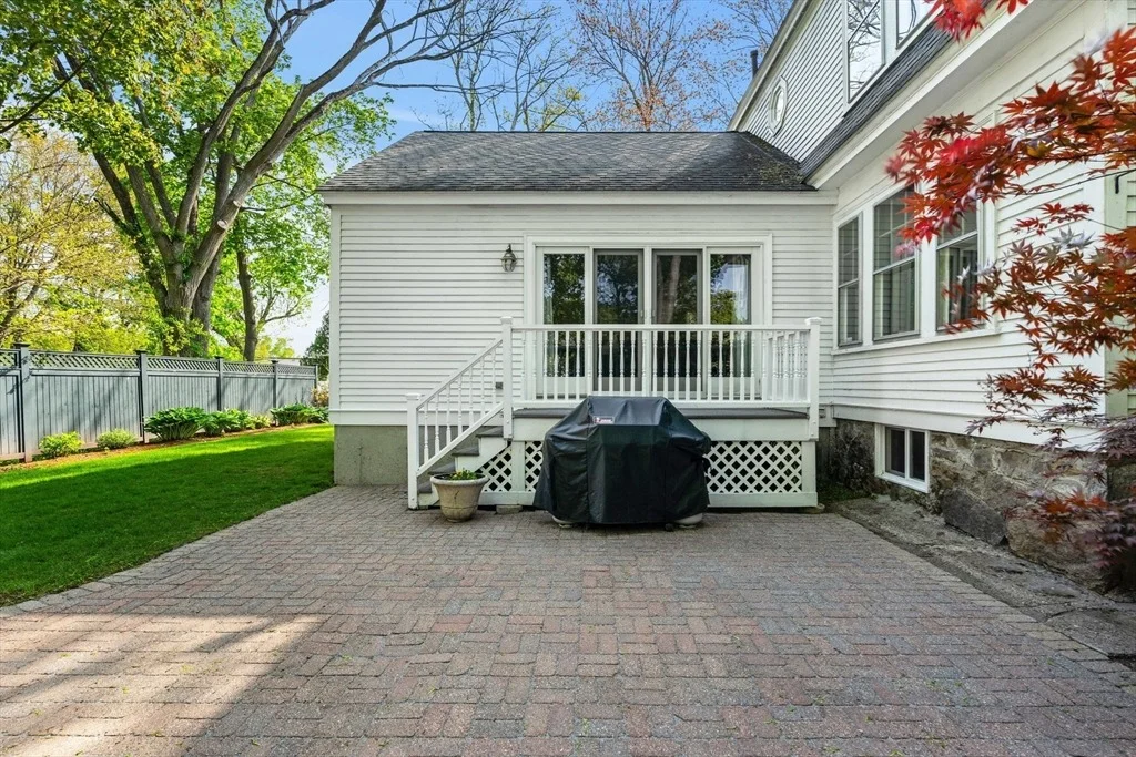 Photo of 402 Sutton St