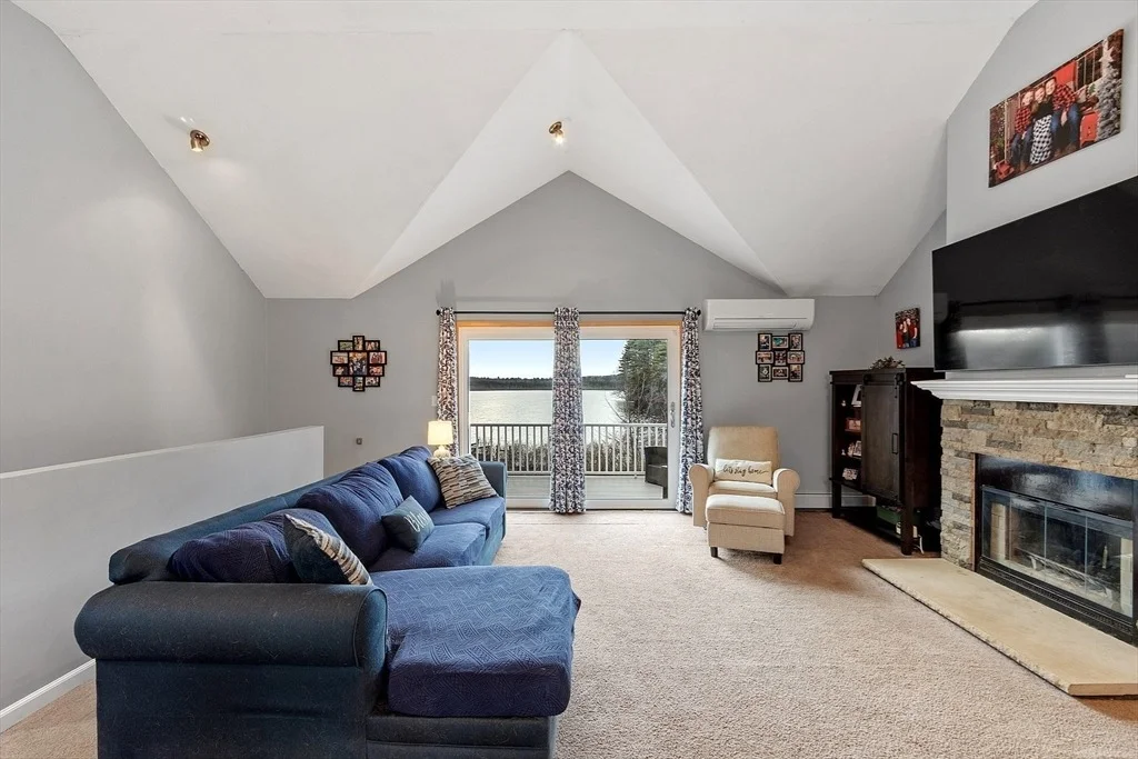 Photo of 81 Pine Tree Lane