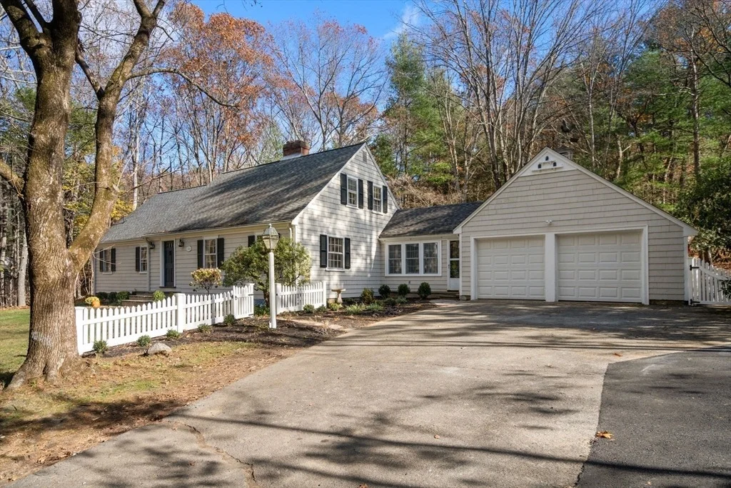 Photo of 262 Cochituate Rd