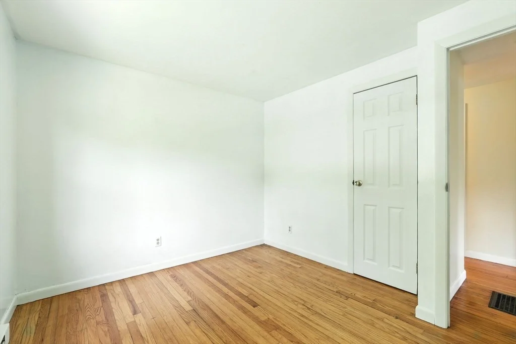 Photo of 161 Farmington Rd