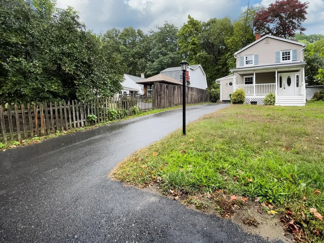 Photo of 28 Wells Ave