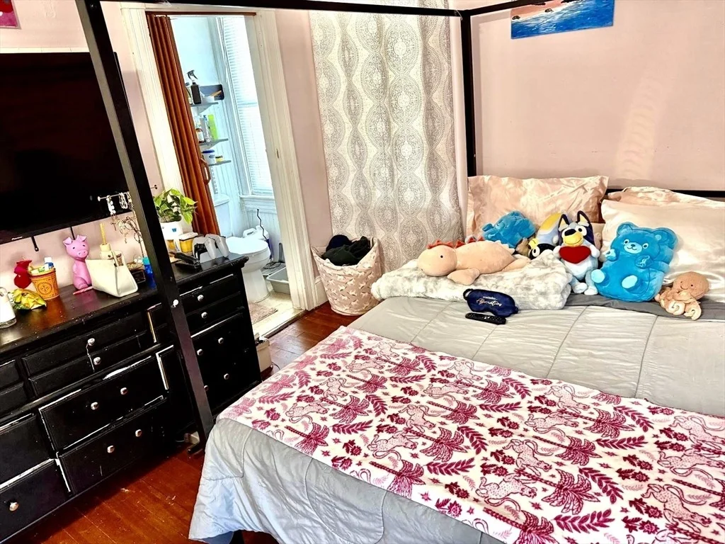 Photo of 214 Winter St