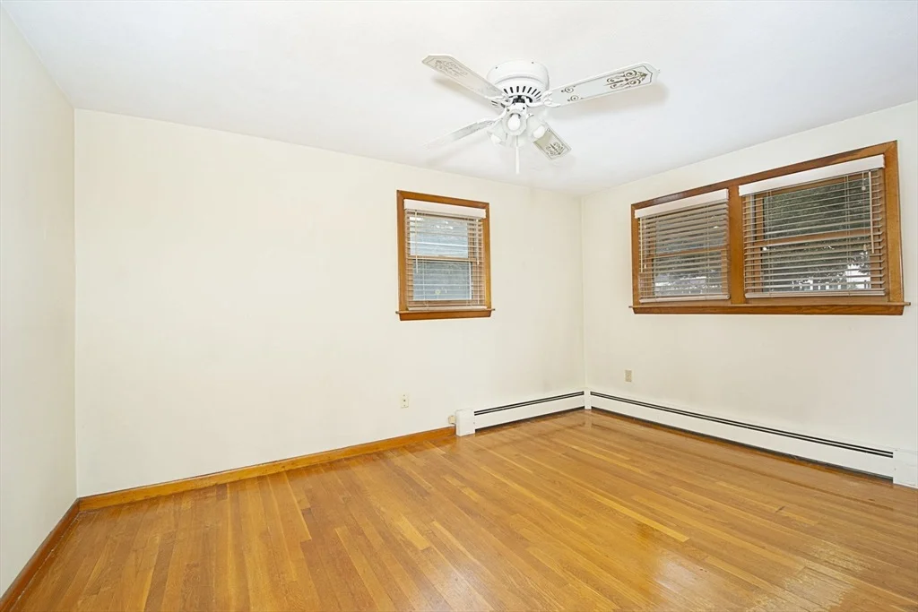 Photo of 463 Farm Rd