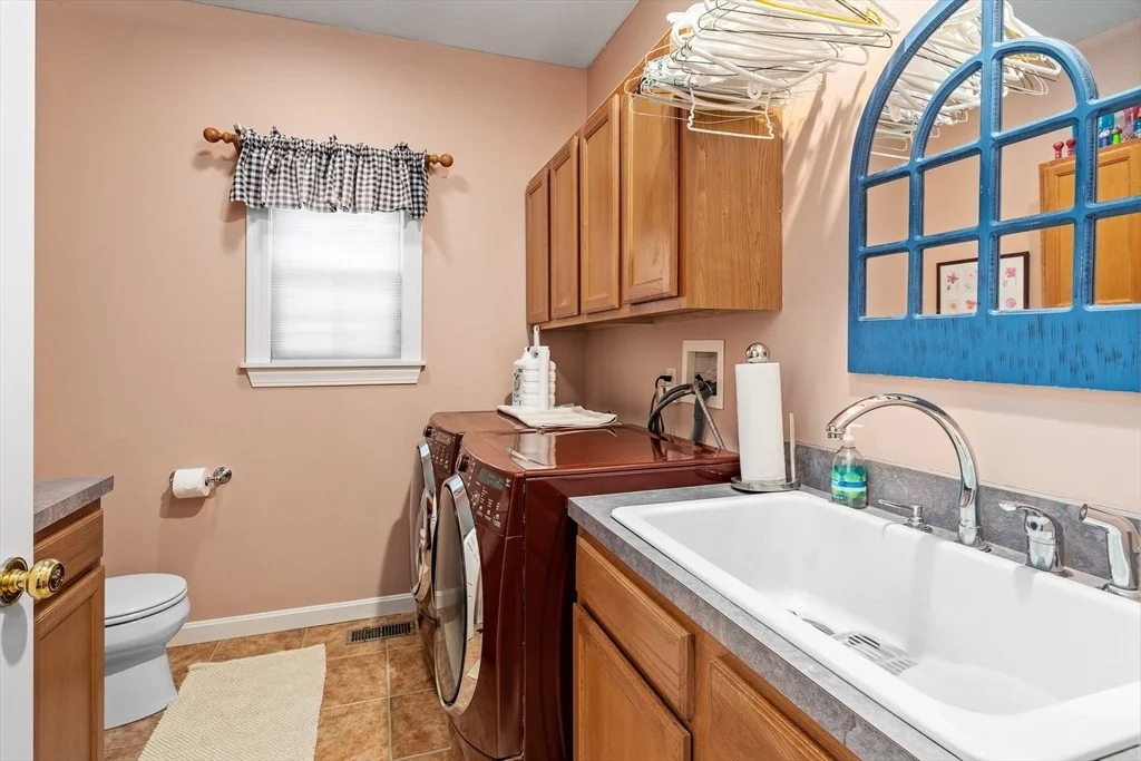 Photo of 12 Golden Cir