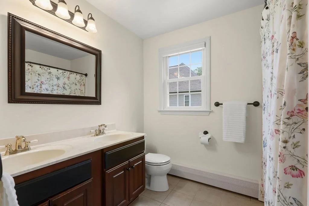 Photo of 2 Thomas Circle