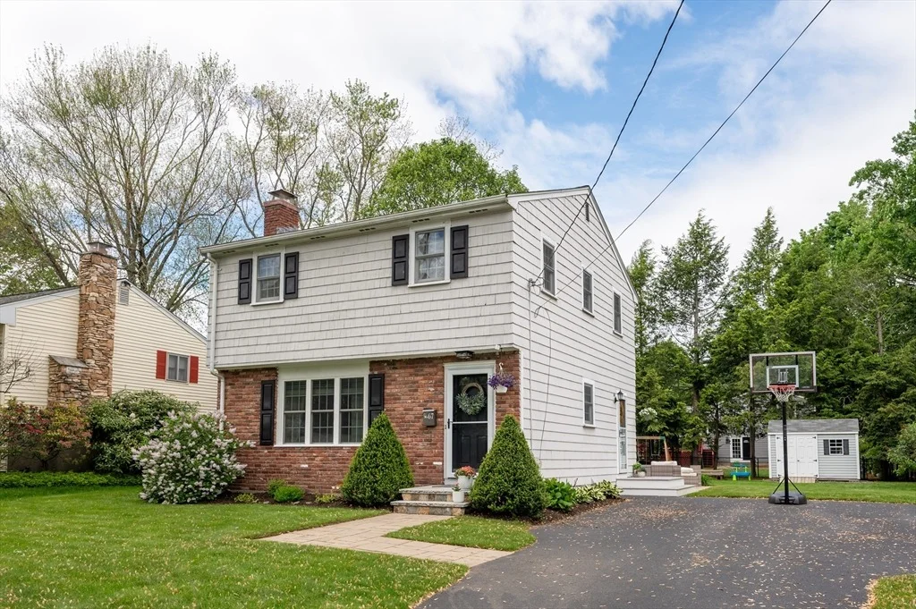 Photo of 67 Greenleaf Cir