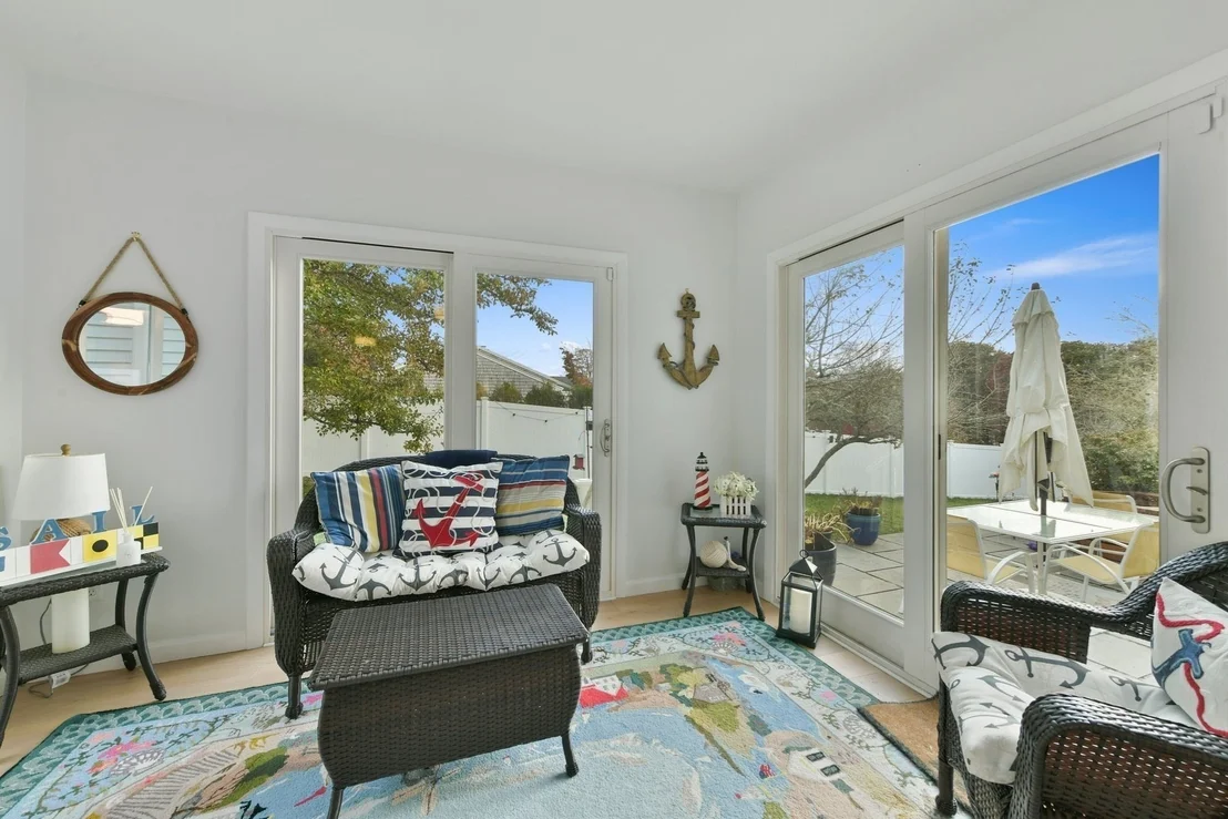Photo of 7 Oxford Dr