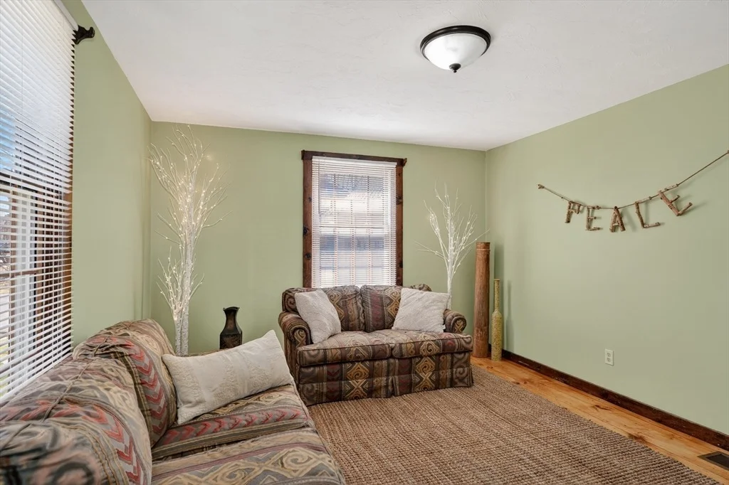 Photo of 20 Stratton Rd