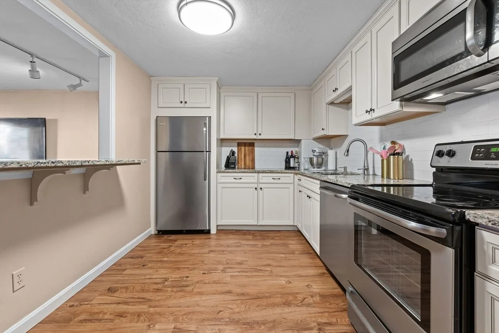 Photo of Unit 210 at 9 Broadway
