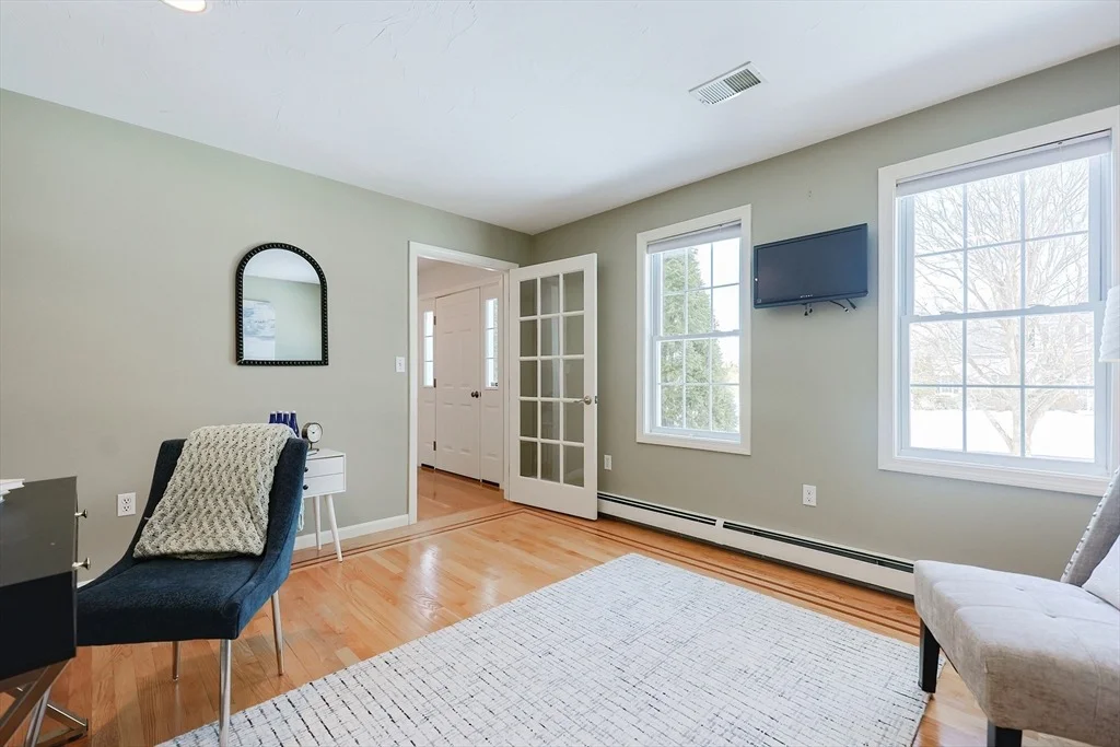 Photo of 8 Empire Dr
