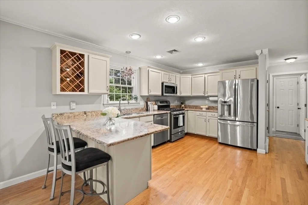 Photo of 130 Deer Hollow Trail