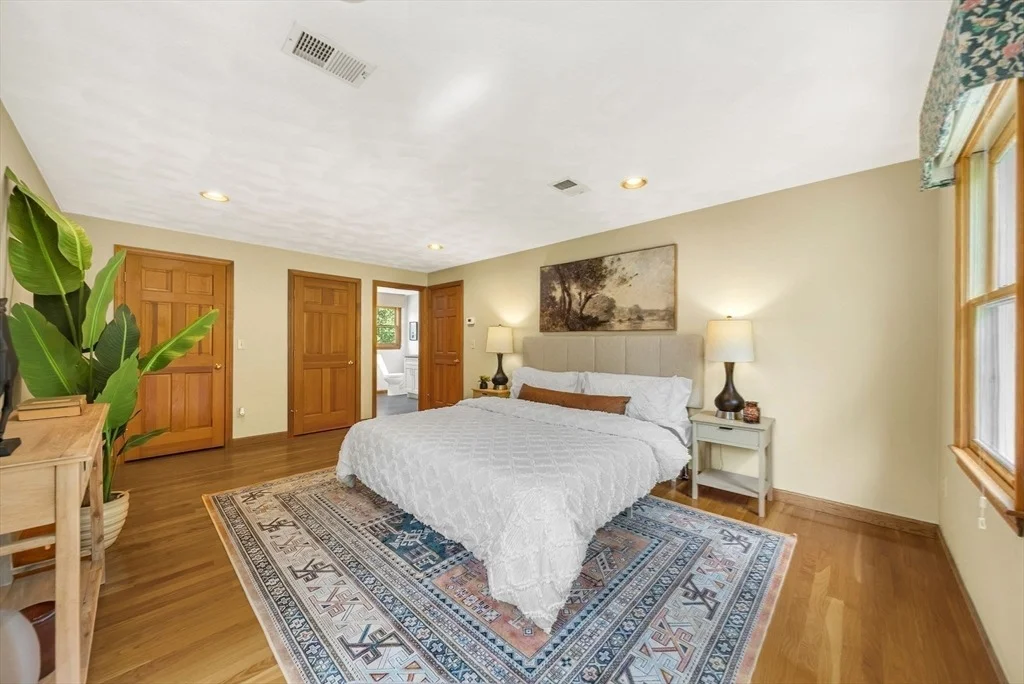 Photo of 83 Jefferson Rd