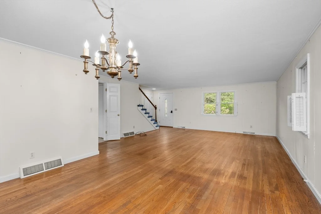 Photo of 272 Sheep Pond Dr