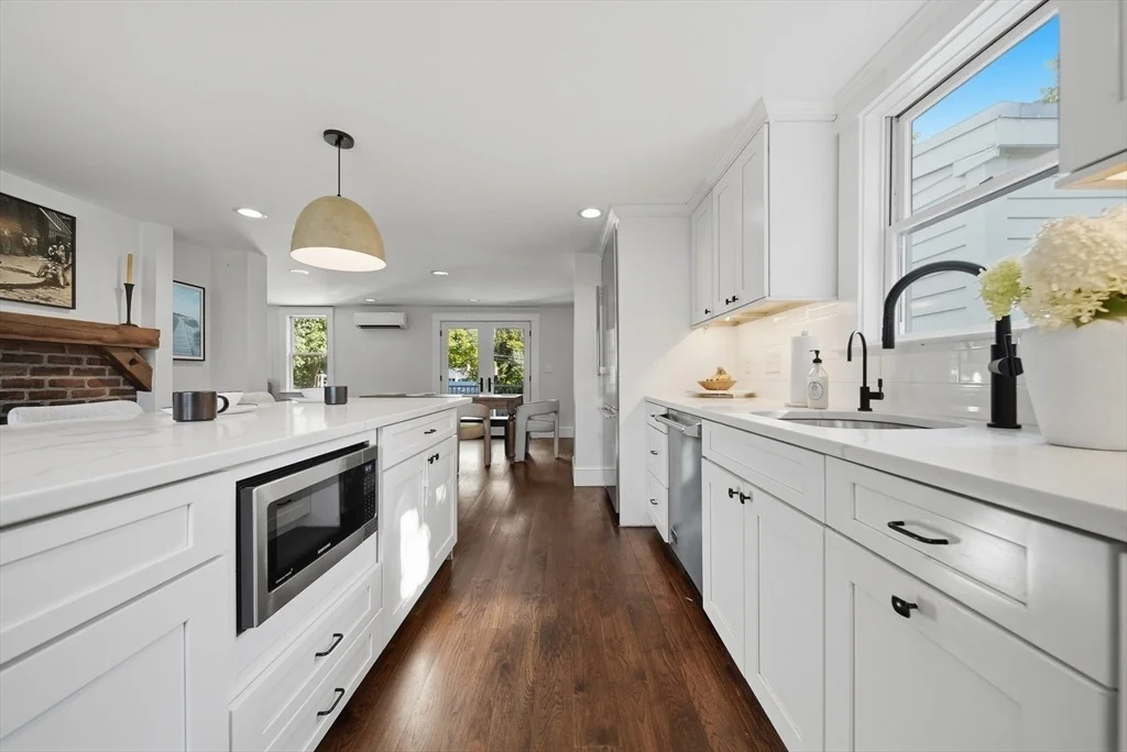Photo of 105 Bow St