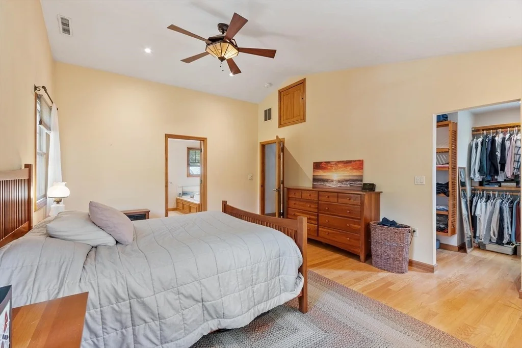 Photo of 107 Maple Rd