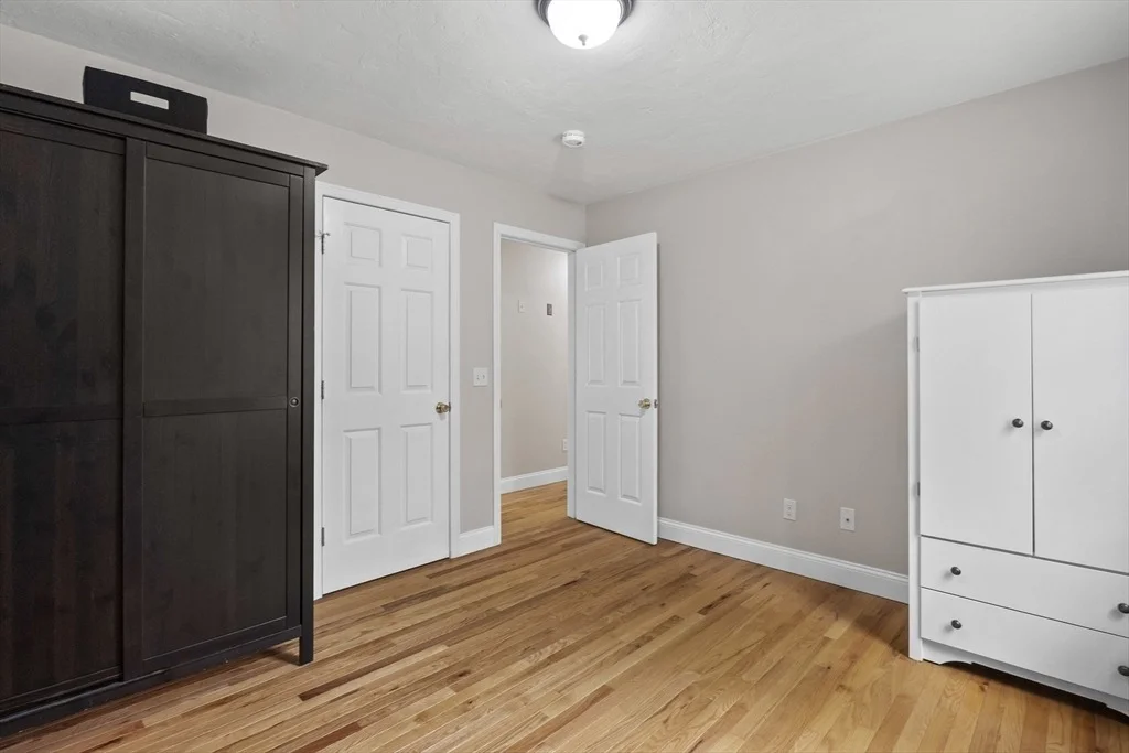 Photo of 352 Durfee St