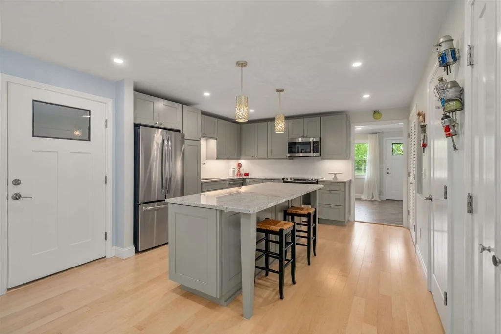 Photo of 16 Maybury Rd