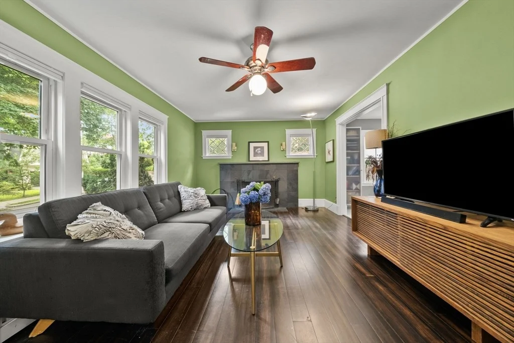Photo of 25 Maple Ave.