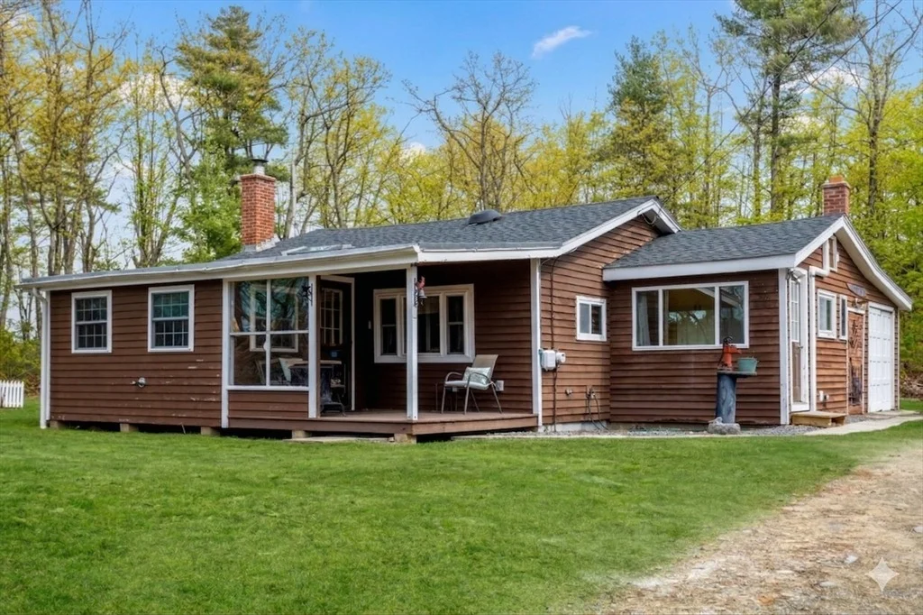 Photo of 227 Log Cabin Road