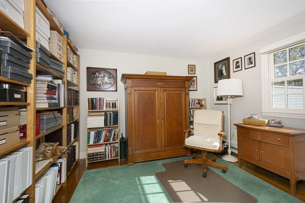 Photo of 93 Winfield Rd