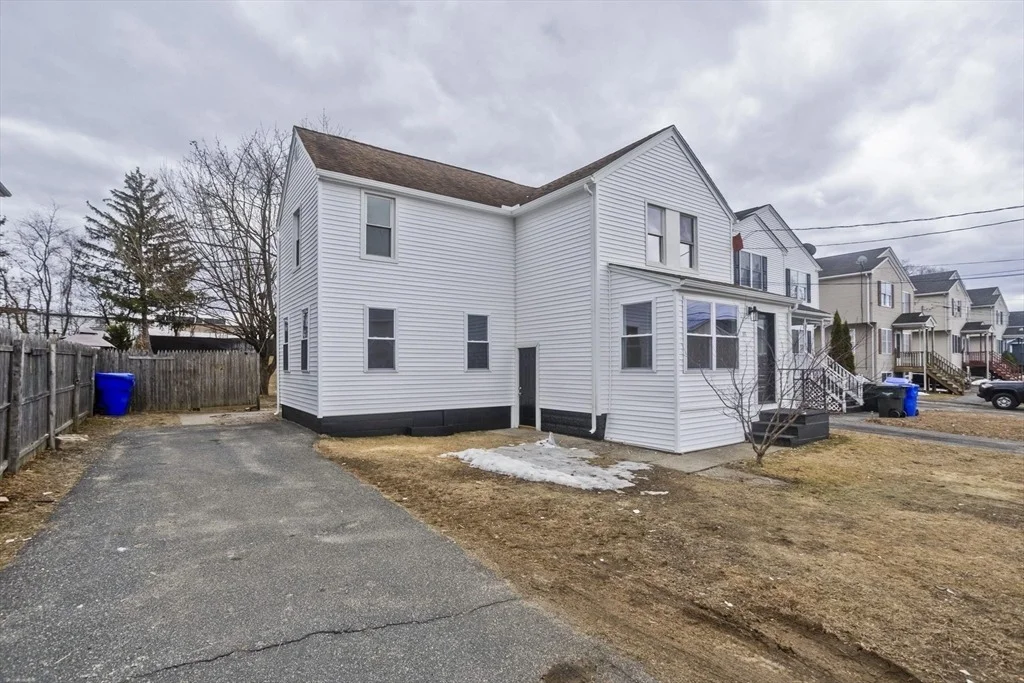 Photo of 191 Laconia St