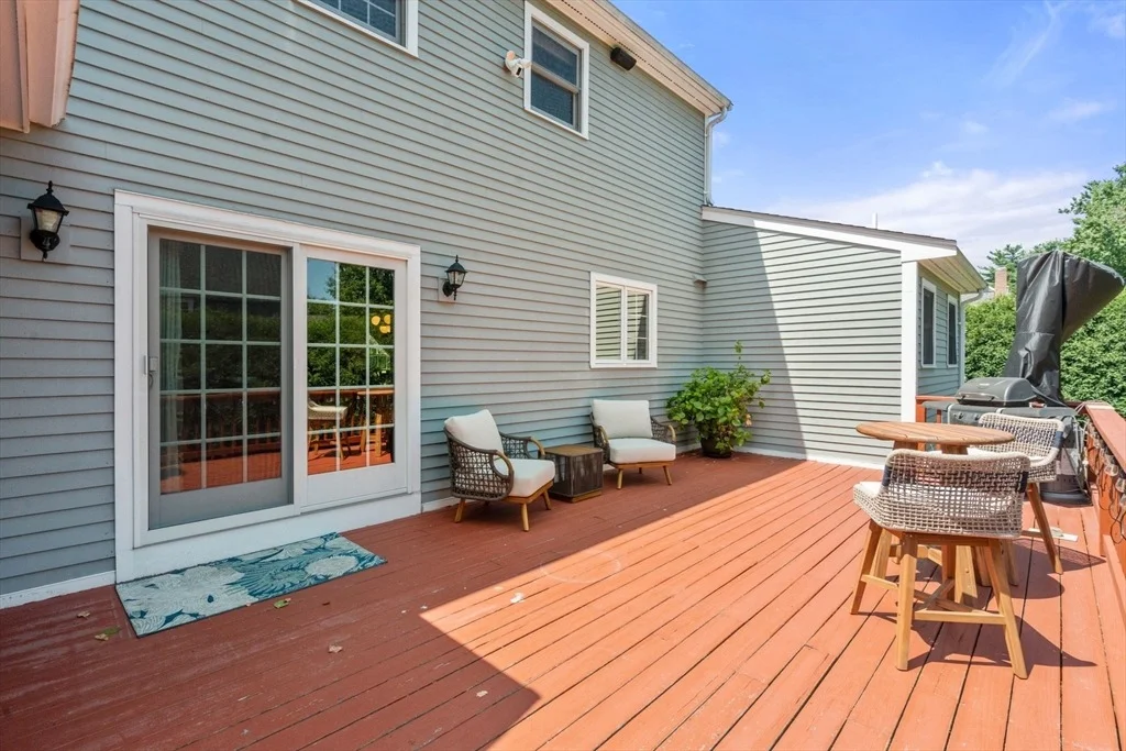 Photo of 35 Whitney Avenue