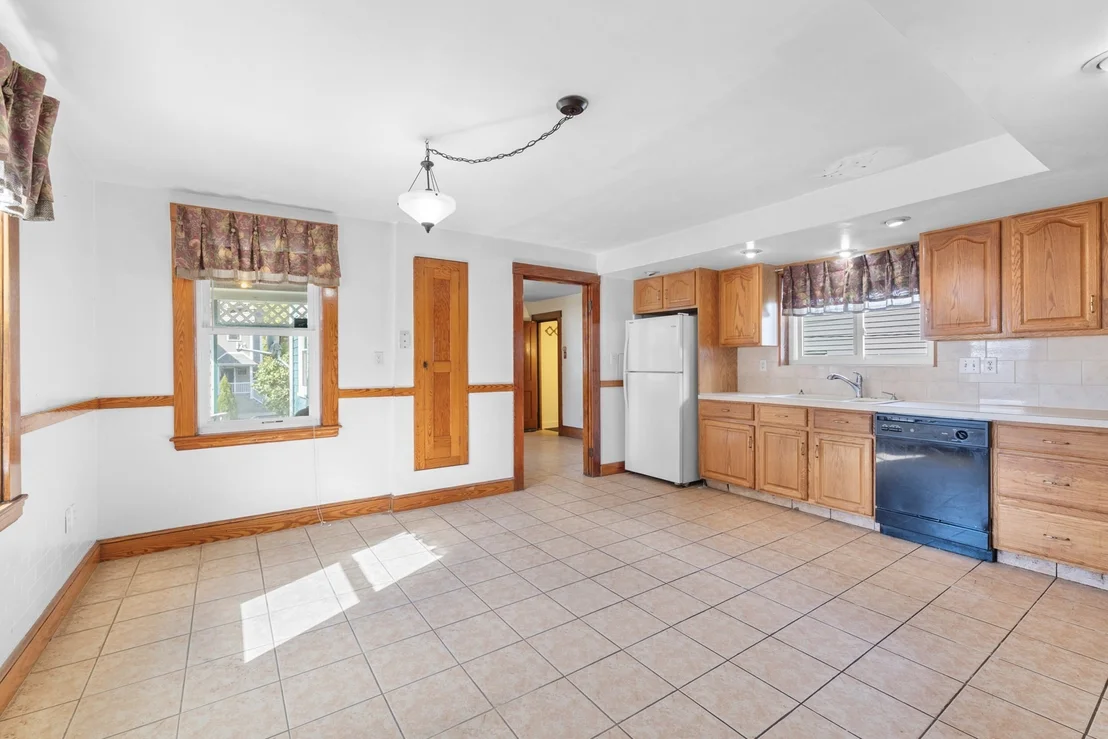 Photo of 12 Shepard St