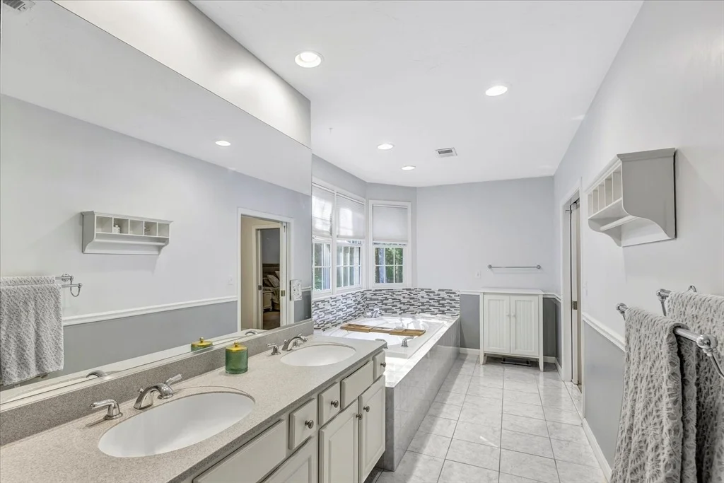 Photo of 55 Shipyard Ln