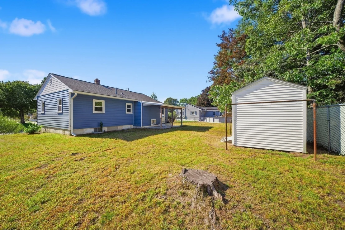 Photo of 44 Memorial Dr