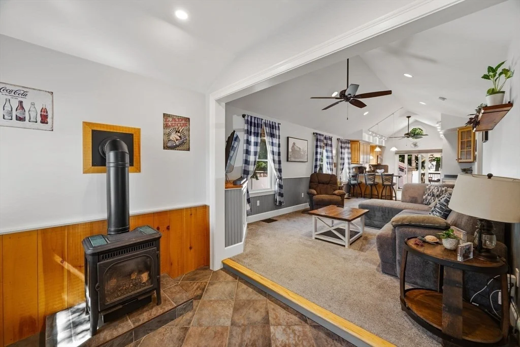 Photo of 55 Winthrop Ave
