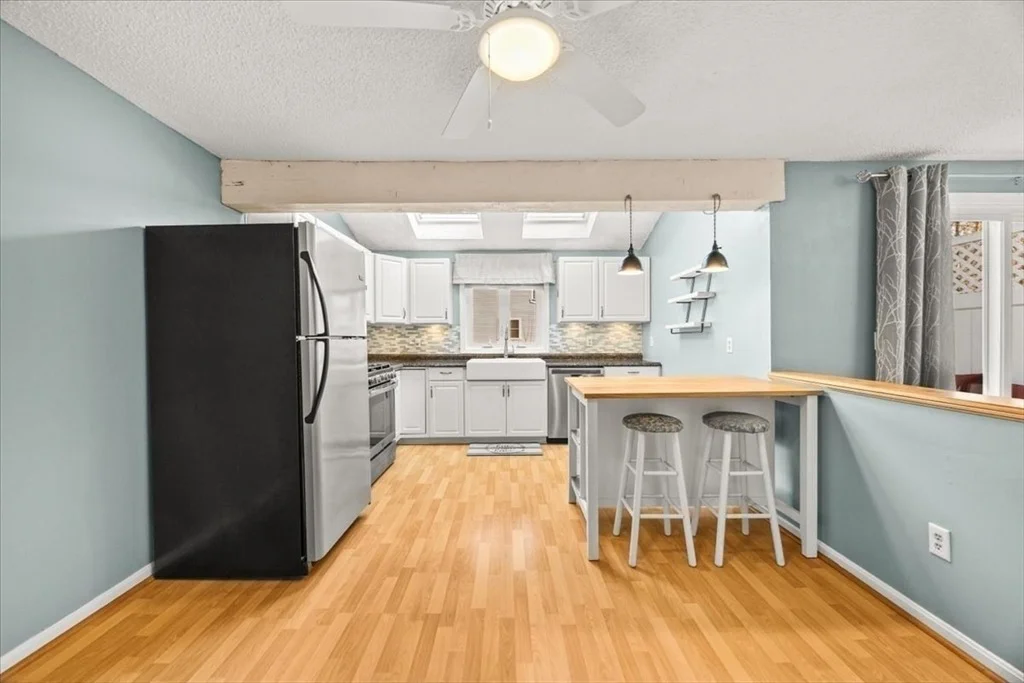 Photo of Unit 1 at 6 Robin Circle