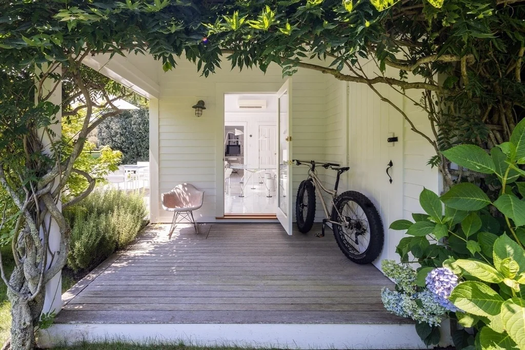 Photo of 41 Cobbs Hill Road