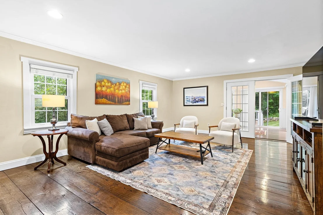 Photo of 266 Harvard Road
