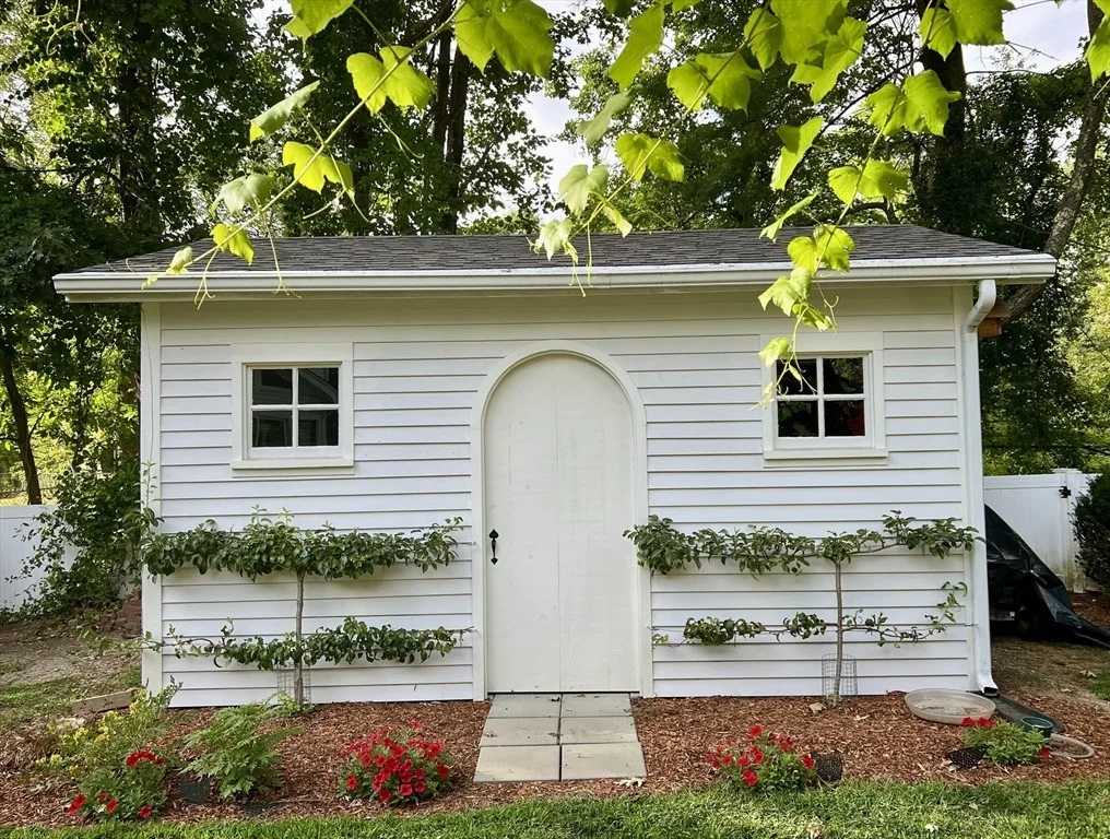 Photo of 7 Parker River Drive
