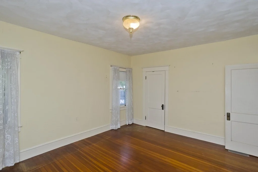 Photo of 83 Mountain Road