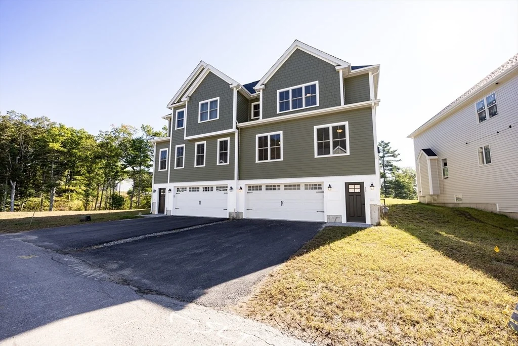 Photo of Unit 40 at 44 Thomas Mann Circle