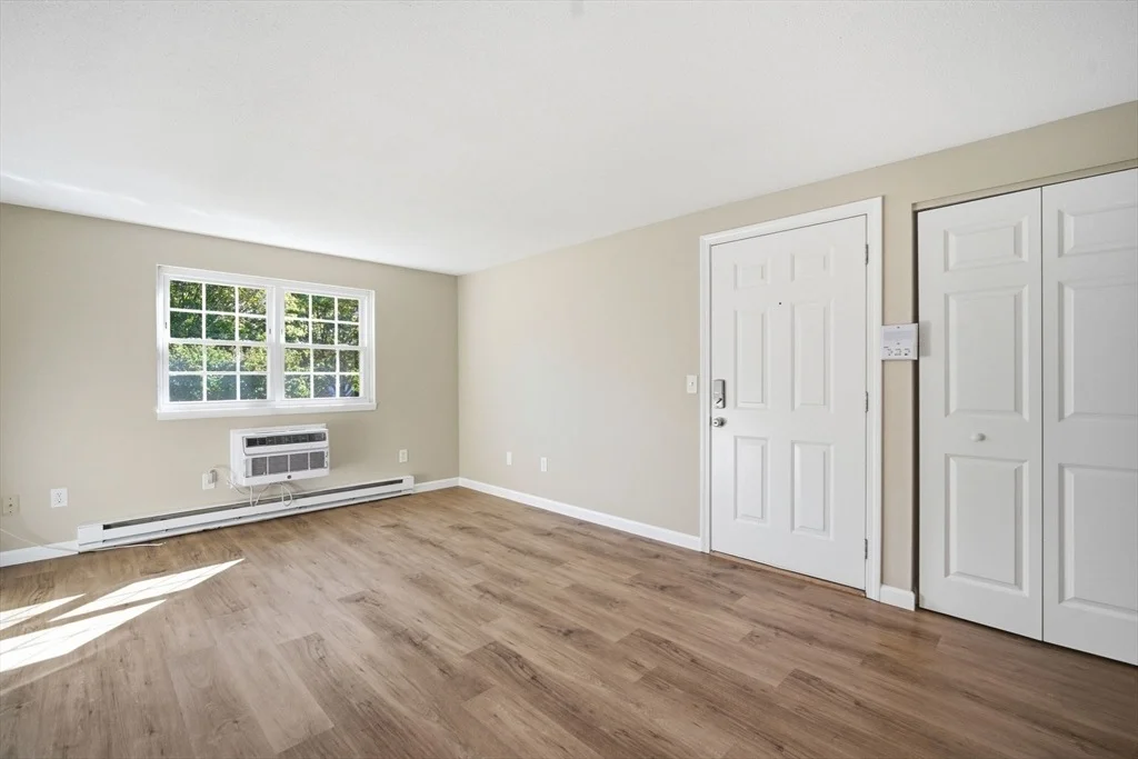 Photo of Unit D at 15 Maple Crest Cir