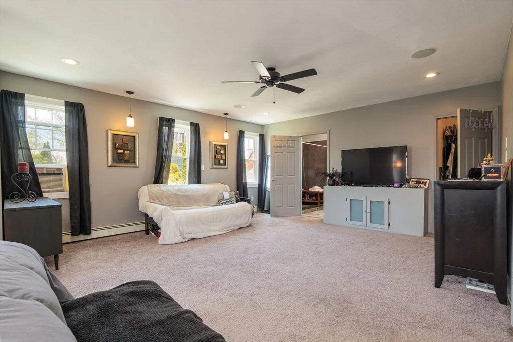Photo of 9 Raddin St