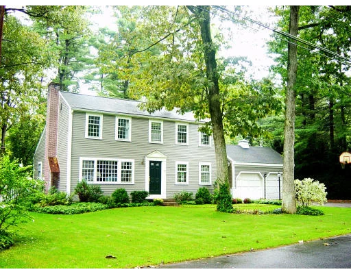 Photo of 13 Mohegan Road