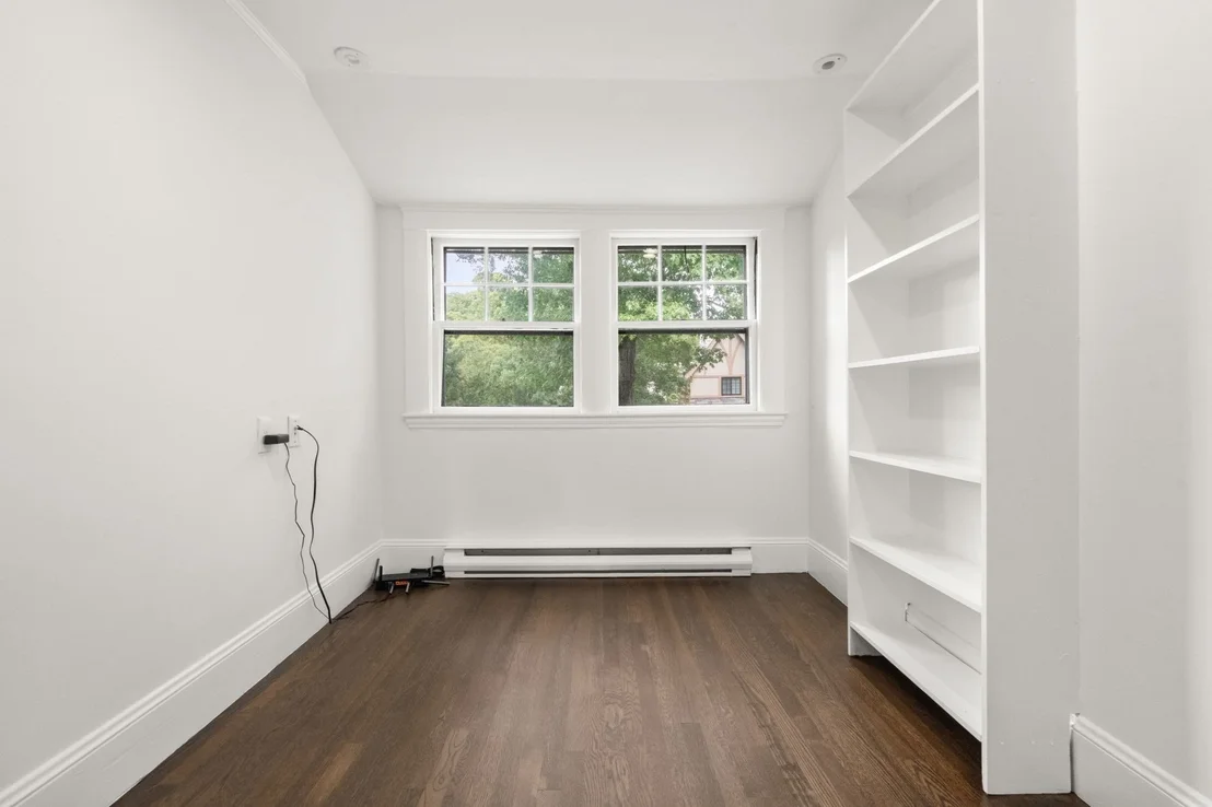 Photo of 575 Chestnut Street